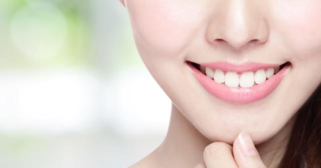 牙齿酸痛怎么解决?