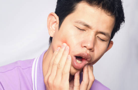 补牙后牙龈疼的原因