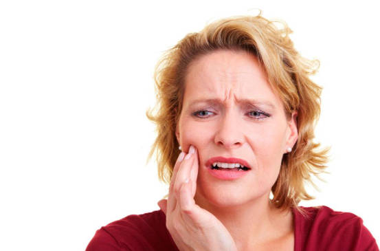 牙齿松动疼痛是否需要拔牙