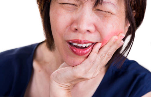 牙齿酸软无力是什么原因？牙齿酸软有什么治疗的好办法？