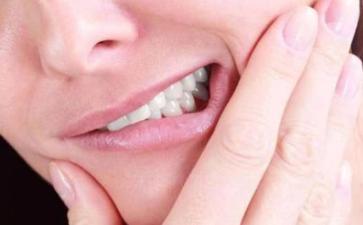 补牙之后牙齿酸是什么原因？补牙后牙齿酸要如何缓解？