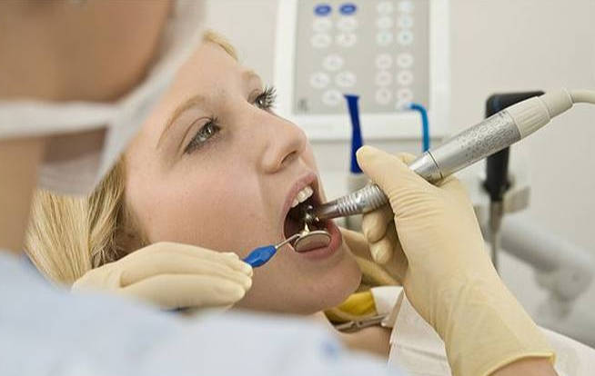 牙齿龋坏治疗费用大概是多少？