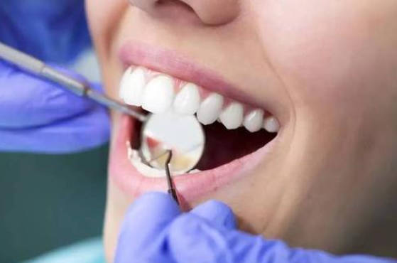 牙龈出血的原因有哪些
