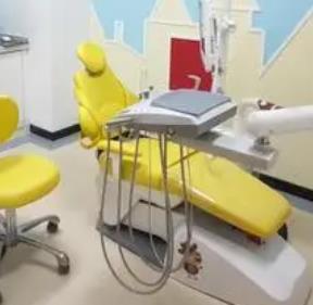 成都青木牙科诊所治疗室