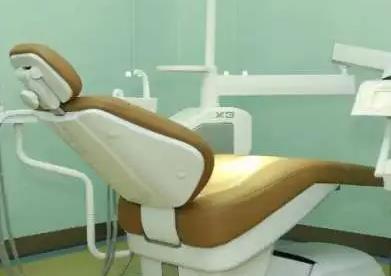 临汾士均齿科治疗室